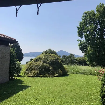 Oasi Lesia - La Casa Sul Con Privata E Piscina Vista Hébergement de vacances Lesa