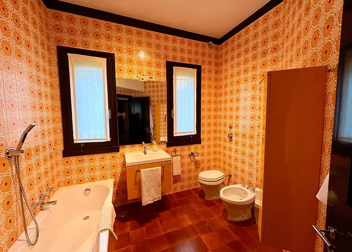 Oasi Lesia - La Casa Sul Con Privata E Piscina Vista بيت للعطل *